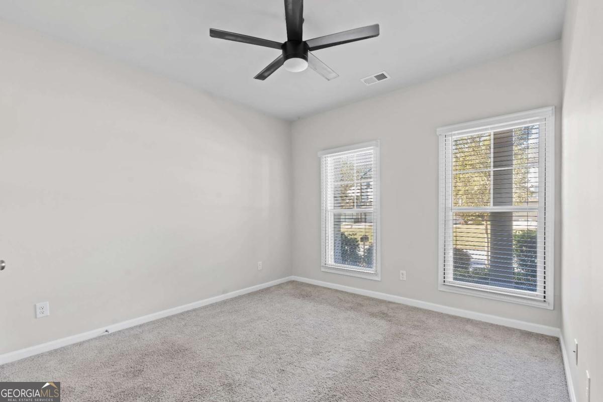 3619 Hawthorne Terrace Atlanta, GA 30337 - Photo 9 of 46