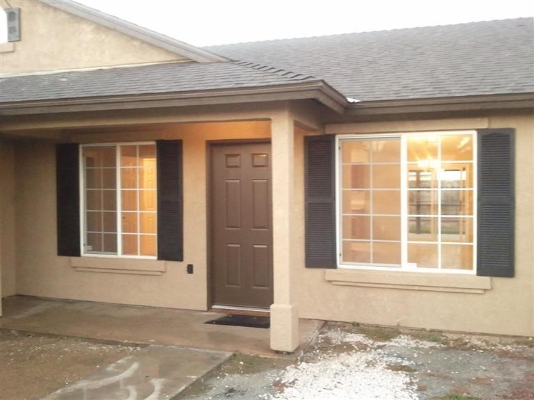 1622 East Springfield Avenue Reedley, CA 93654 - Photo 4 of 22 Gallery Image 4
