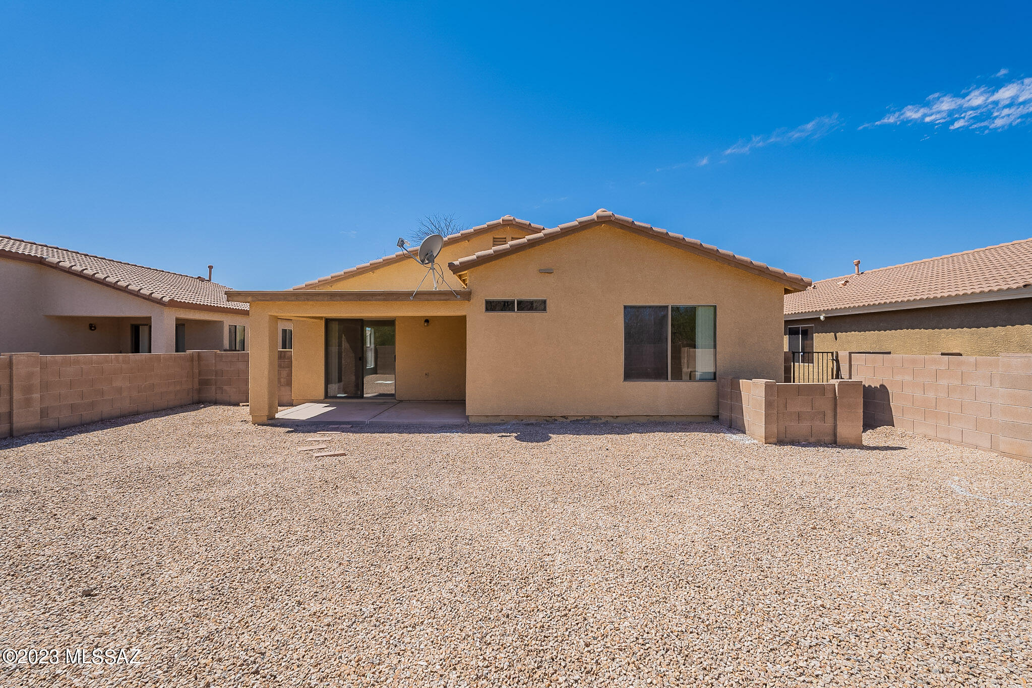 8513 East Sarnoff Ridge Loop Tucson, AZ 85710 - Photo 31 of 33