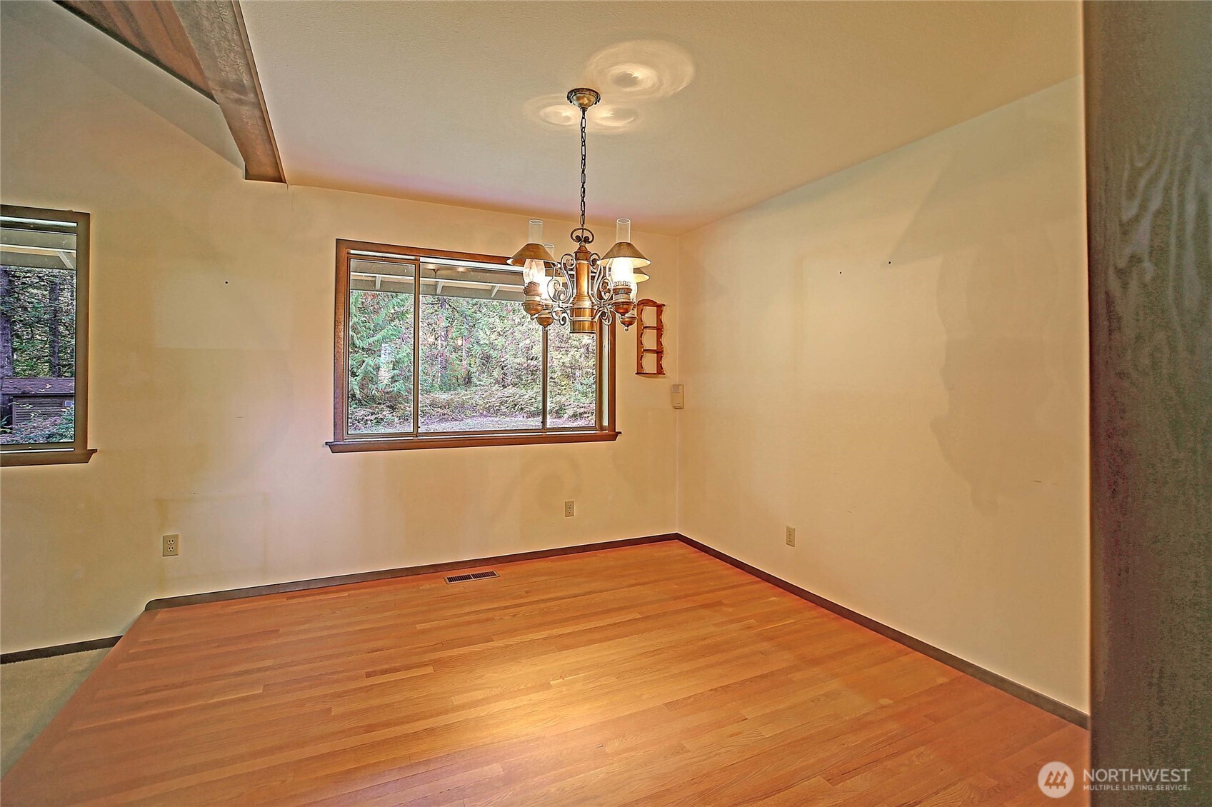 45249 North Brooks Road Concrete, WA 98237 - Photo 12 of 37