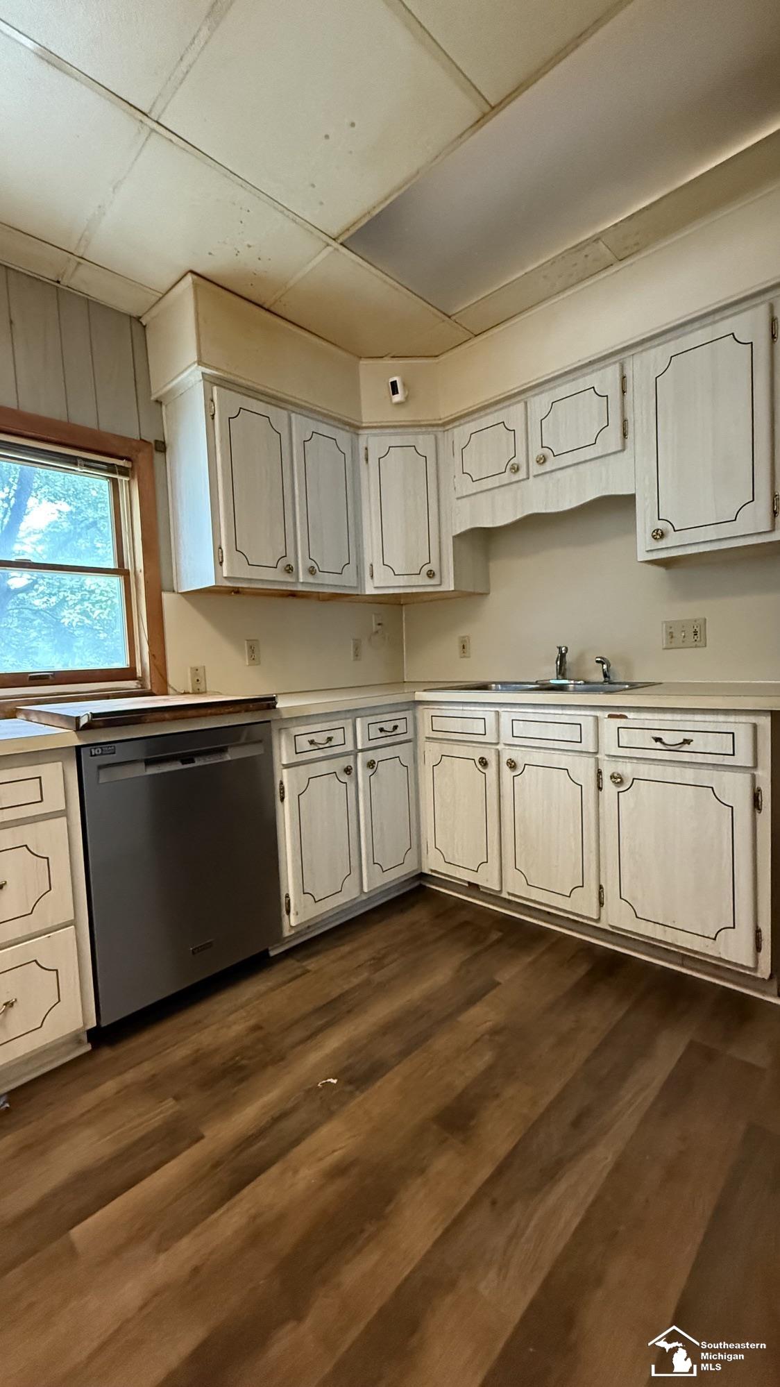 474 Riverview Avenue Monroe, MI 48162 - Photo 12 of 16