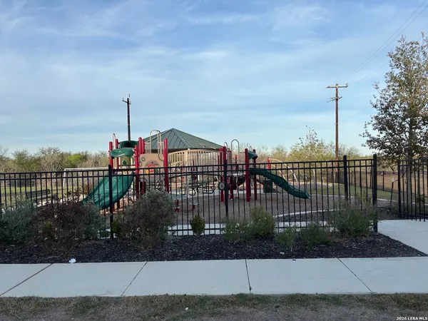 $2,000 | 9402 Nubuck Branch, Converse, TX 78109