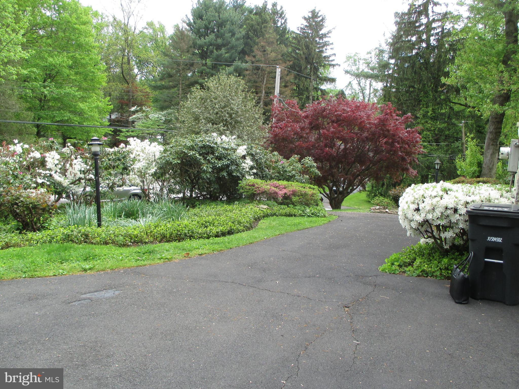 369 Brae Bourn Road Huntingdon Valley, PA 19006 - Photo 9 of 39 Gallery Image 9