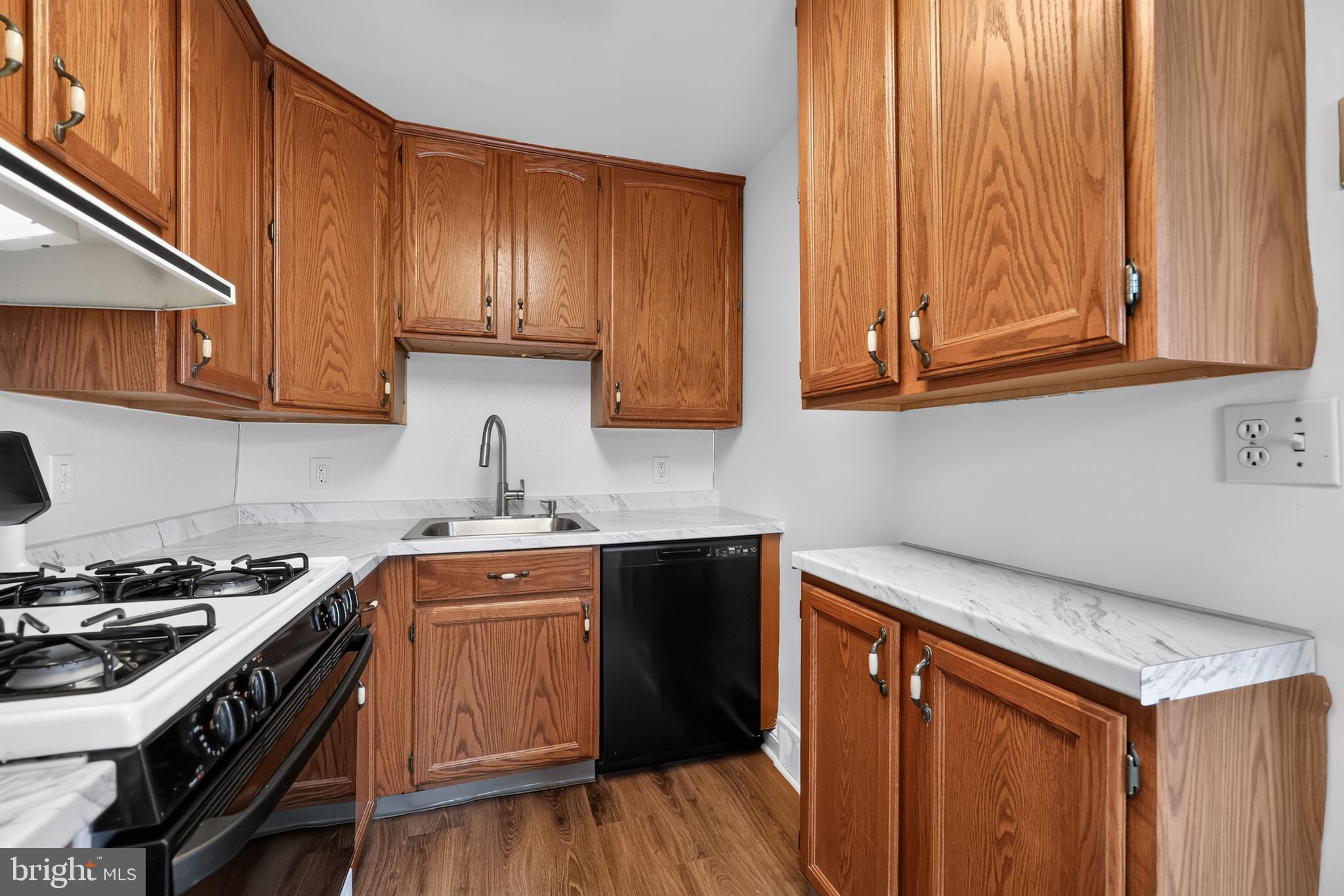 256 Cambridge Road Clifton Heights, PA 19018 - Photo 12 of 30 Charming kitchen with warm wood tones.