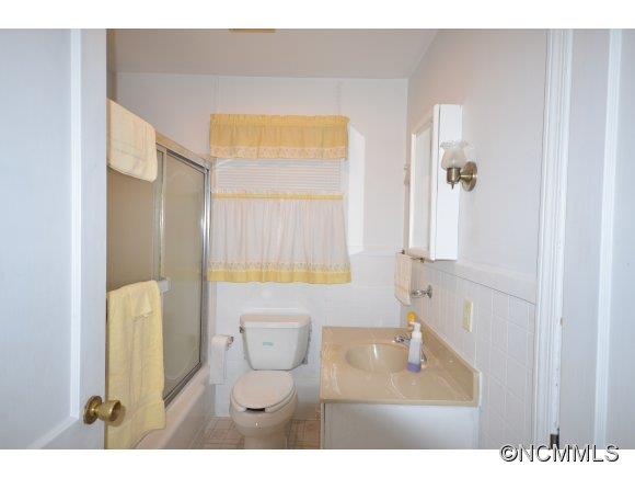 26 Daniel Ridge Road Candler, NC 28715 - Photo 15 of 21 Gallery Image 15