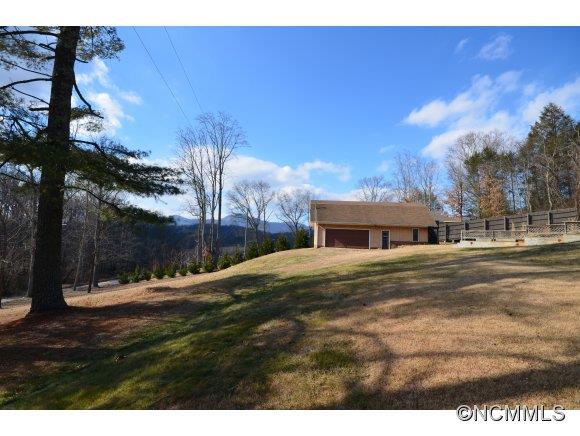 26 Daniel Ridge Road Candler, NC 28715 - Photo 3 of 21 Gallery Image 3