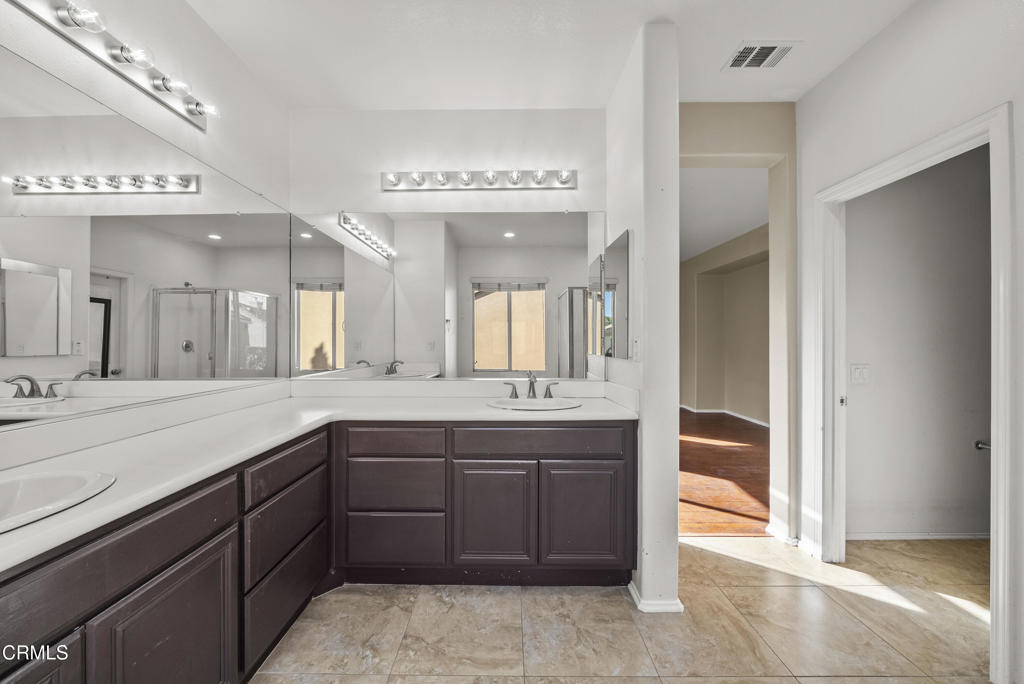 1930 Ribera Drive Oxnard, CA 93030 - Photo 29 of 41