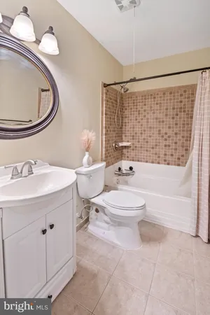 $1,700 | 606 Meadow Woods Lane, Lawrence Township, NJ 08648