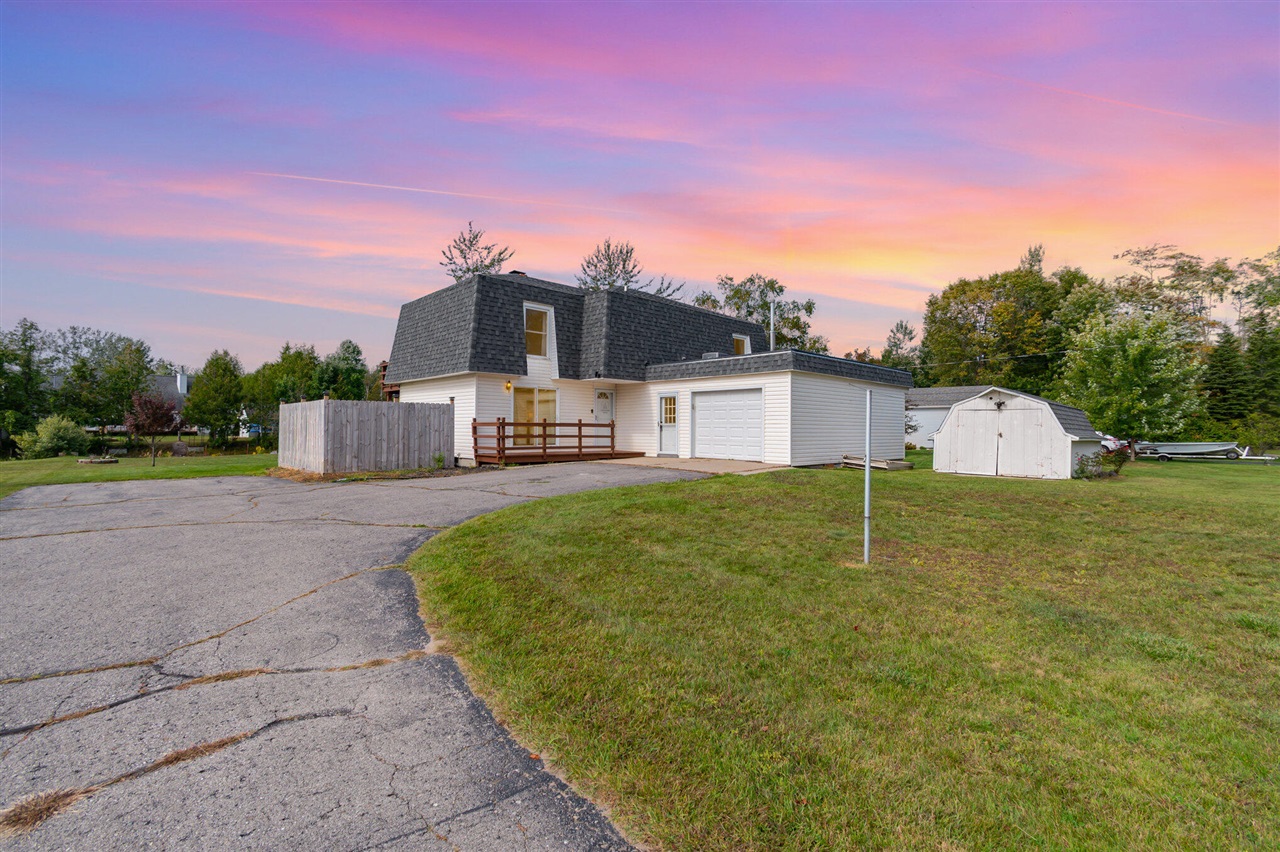 121 Channel Road 1 Alpena, MI 49707 - Photo 3 of 29