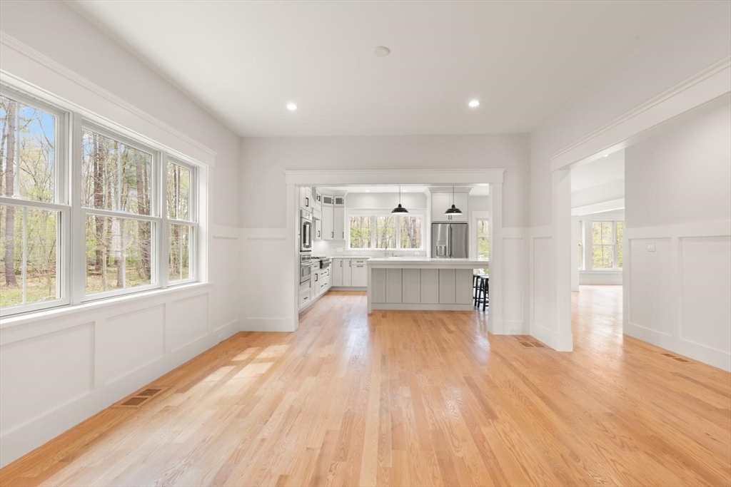 16 R Eldor Drive Walpole, MA 02071 - Photo 18 of 40
