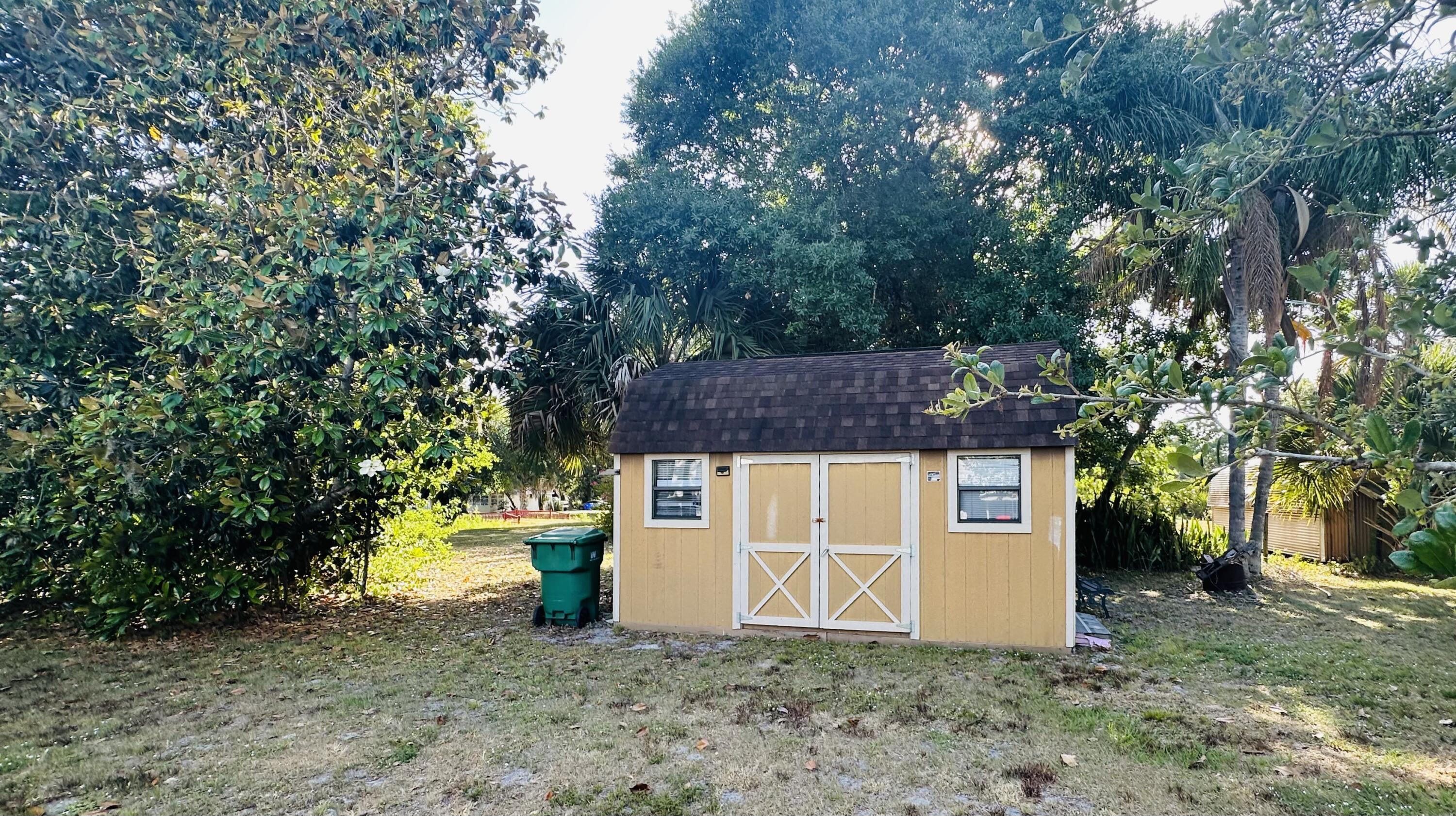 1104 Southwest 11th Street Okeechobee, FL 34974 - Photo 48 of 59 Shed w/ window unit