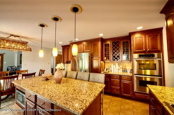 $2,750 | 1706 Fanwood Street, Oakhurst, NJ 07755