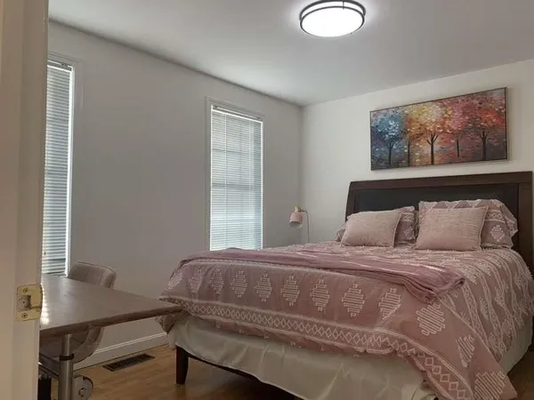 $629,000 | 5 Ivy Lane, Unit 131, Nashua, NH 03063