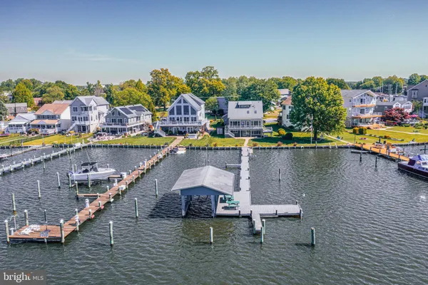 $675,000 | 104 Kingston Park Lane East, Middle River, MD 21220