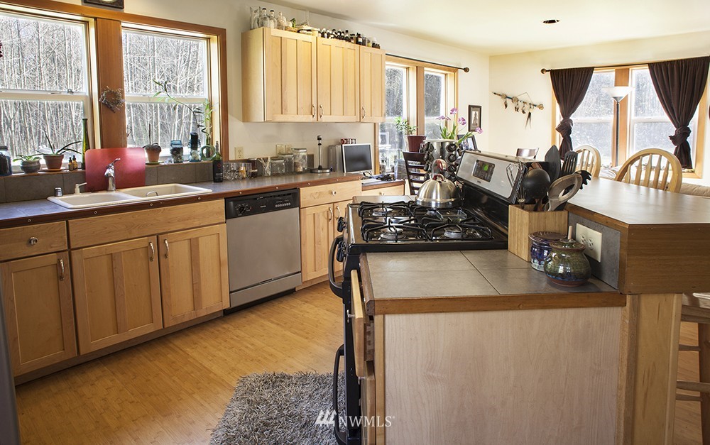 5395 Allison Road Bellingham, WA 98226 - Photo 4 of 13