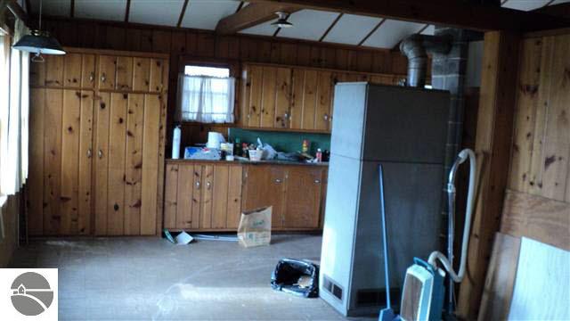 651 Langdon Road Standish, MI 48658 - Photo 3 of 11 1752367-2.JPG