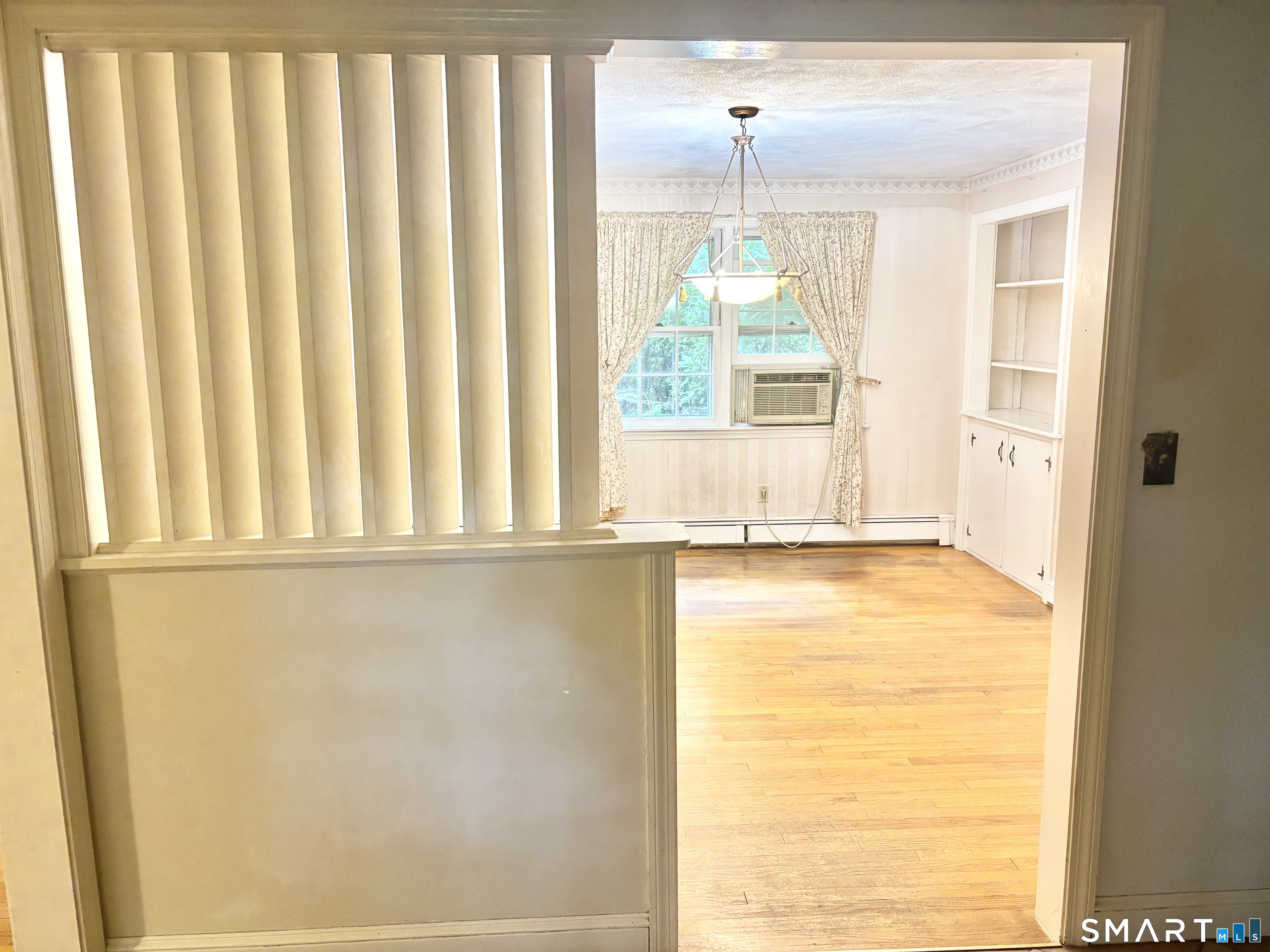 49 Bolton Center Road Manchester, CT 06043 - Photo 11 of 17 Gallery Image 11