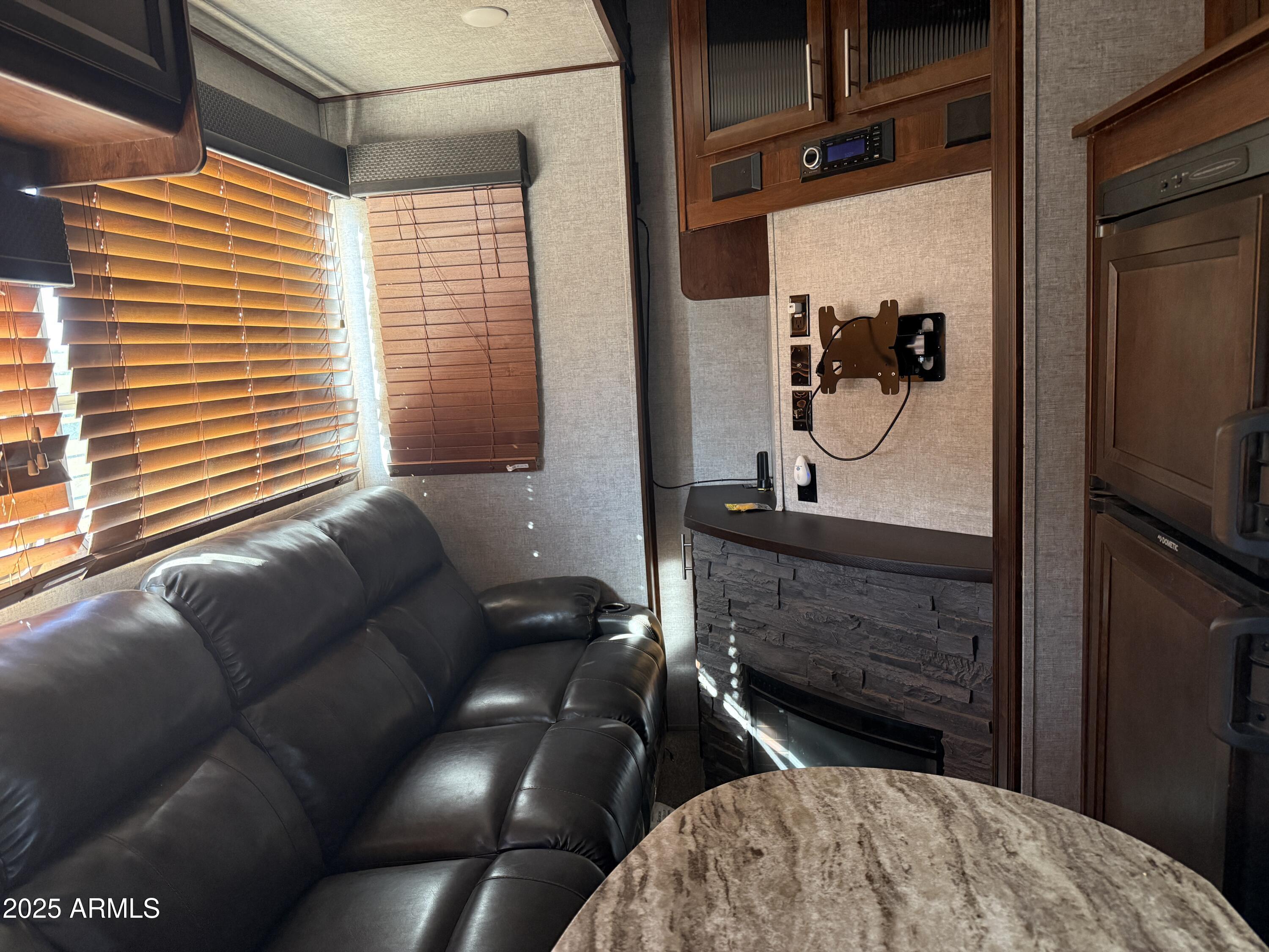 17375 Beale Wagon Road, Unit 458 AND 457 Williams, AZ 86046 - Photo 9 of 38 IMG_9792