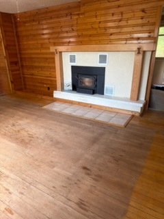 1843 North River Road Algonquin, IL 60102 - Photo 10 of 13 a view of empty room with wooden floor