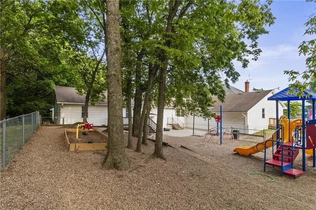 $875,000 | 508 Southeast 12th Street, Oak Grove, MO 64075