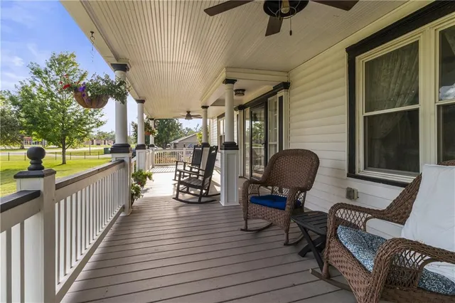 $875,000 | 508 Southeast 12th Street, Oak Grove, MO 64075