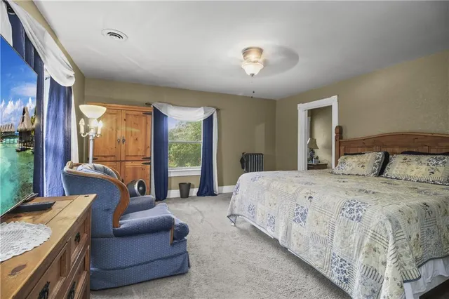 $875,000 | 508 Southeast 12th Street, Oak Grove, MO 64075