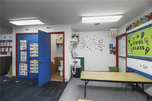 $875,000 | 508 Southeast 12th Street, Oak Grove, MO 64075