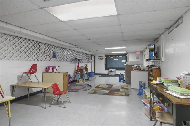 $875,000 | 508 Southeast 12th Street, Oak Grove, MO 64075