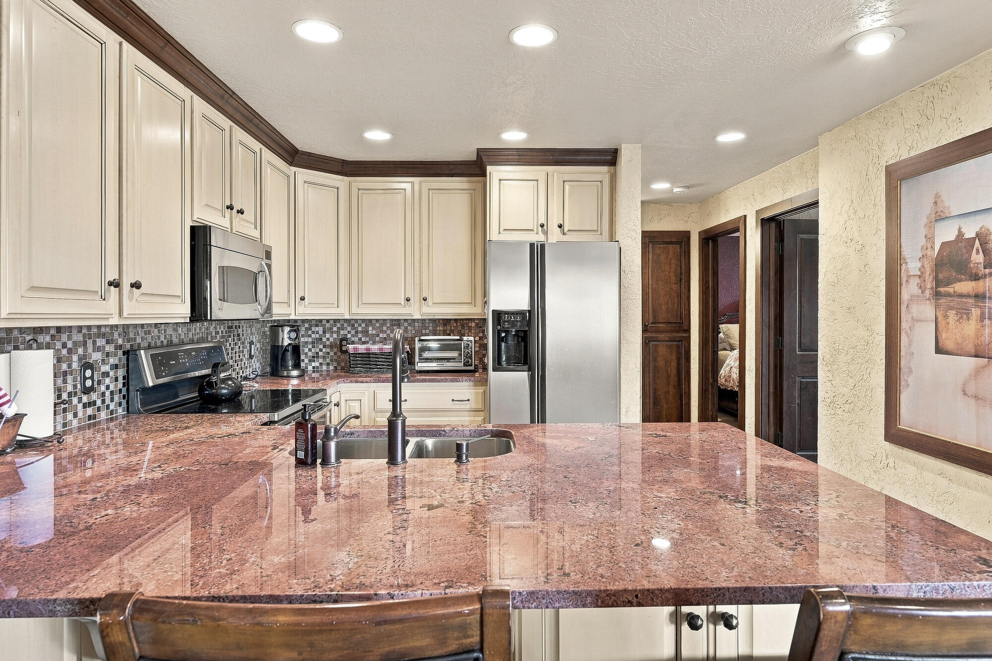 407 South Vasels Road, Unit 31 Brian Head, UT 84719 - Photo 9 of 26 Giant Steps #31-18