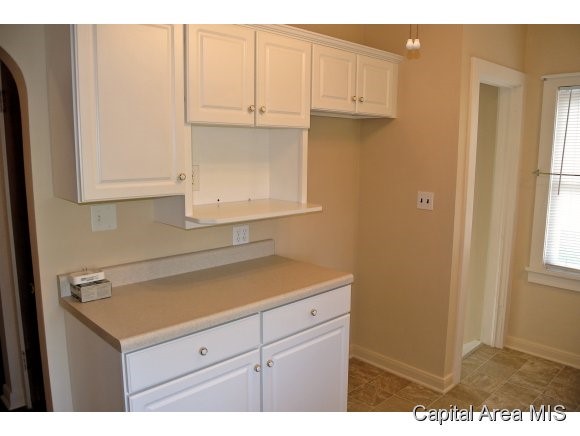 3219 Sherman Street Springfield, IL 62703 - Photo 7 of 21