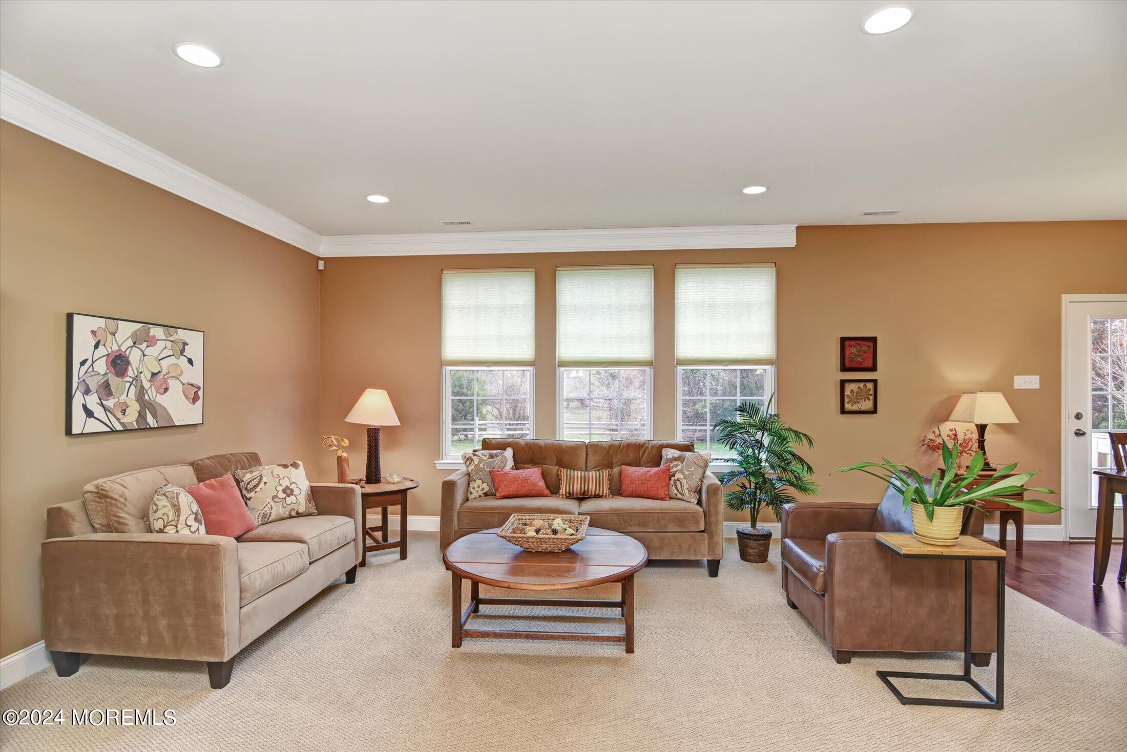 37 Mason Drive Jackson, NJ 08527 - Photo 15 of 60 15-Living & Dining Room