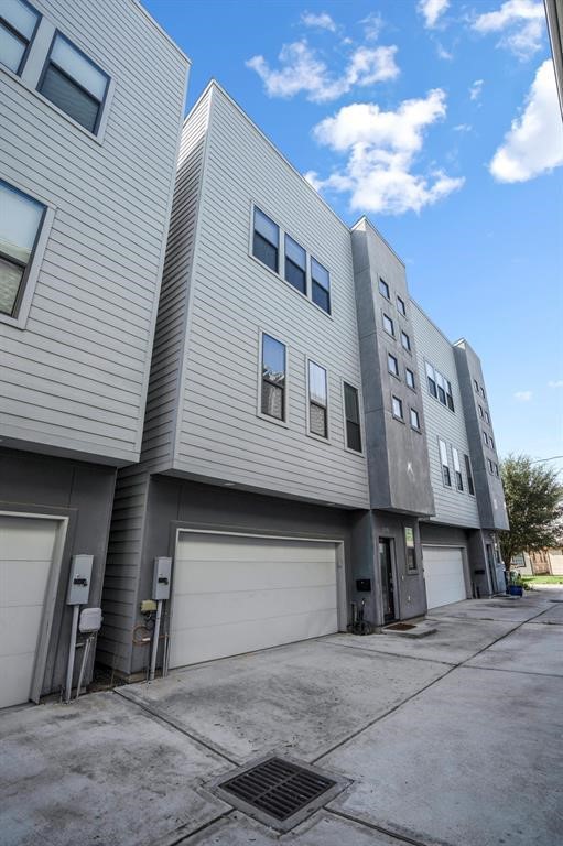 2105 Hadley Street Houston, TX 77003 - Photo 26 of 30