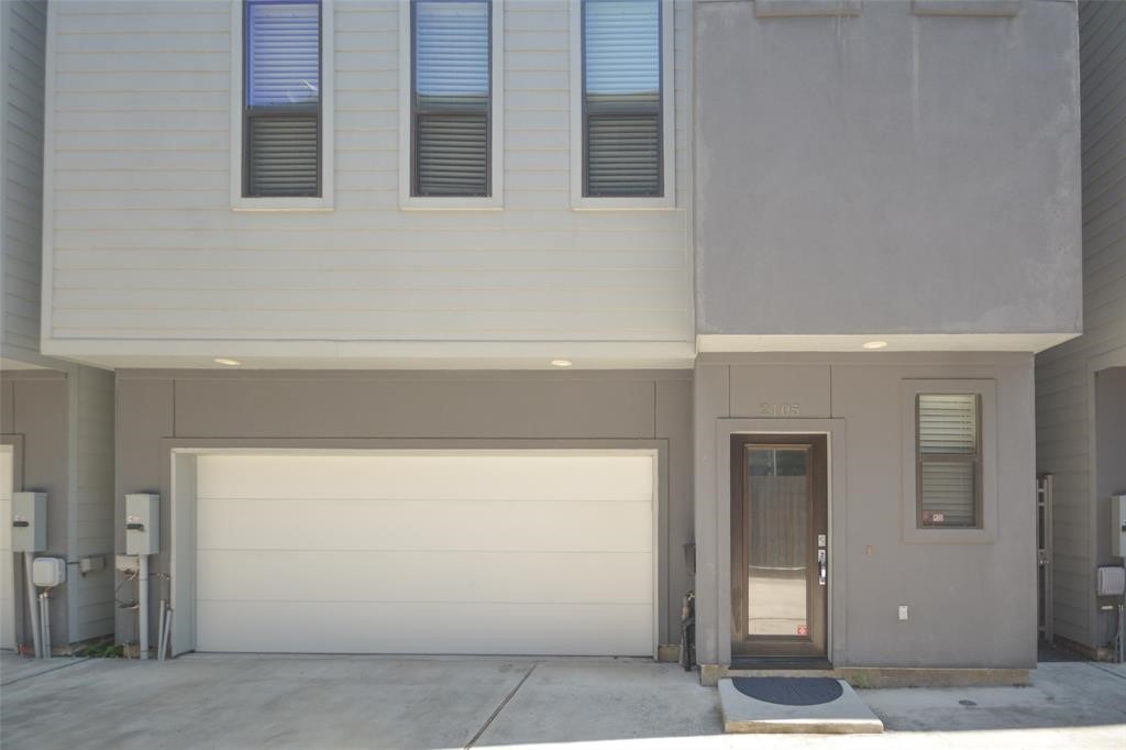 2105 Hadley Street Houston, TX 77003 - Photo 29 of 30 2 car garage