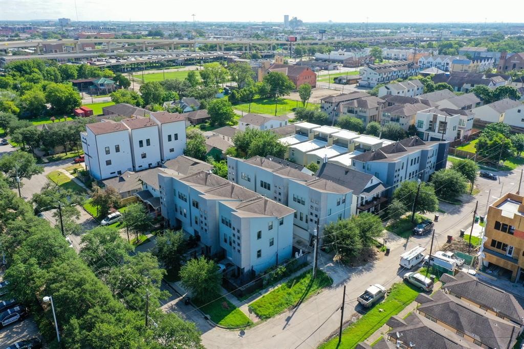 2105 Hadley Street Houston, TX 77003 - Photo 30 of 30