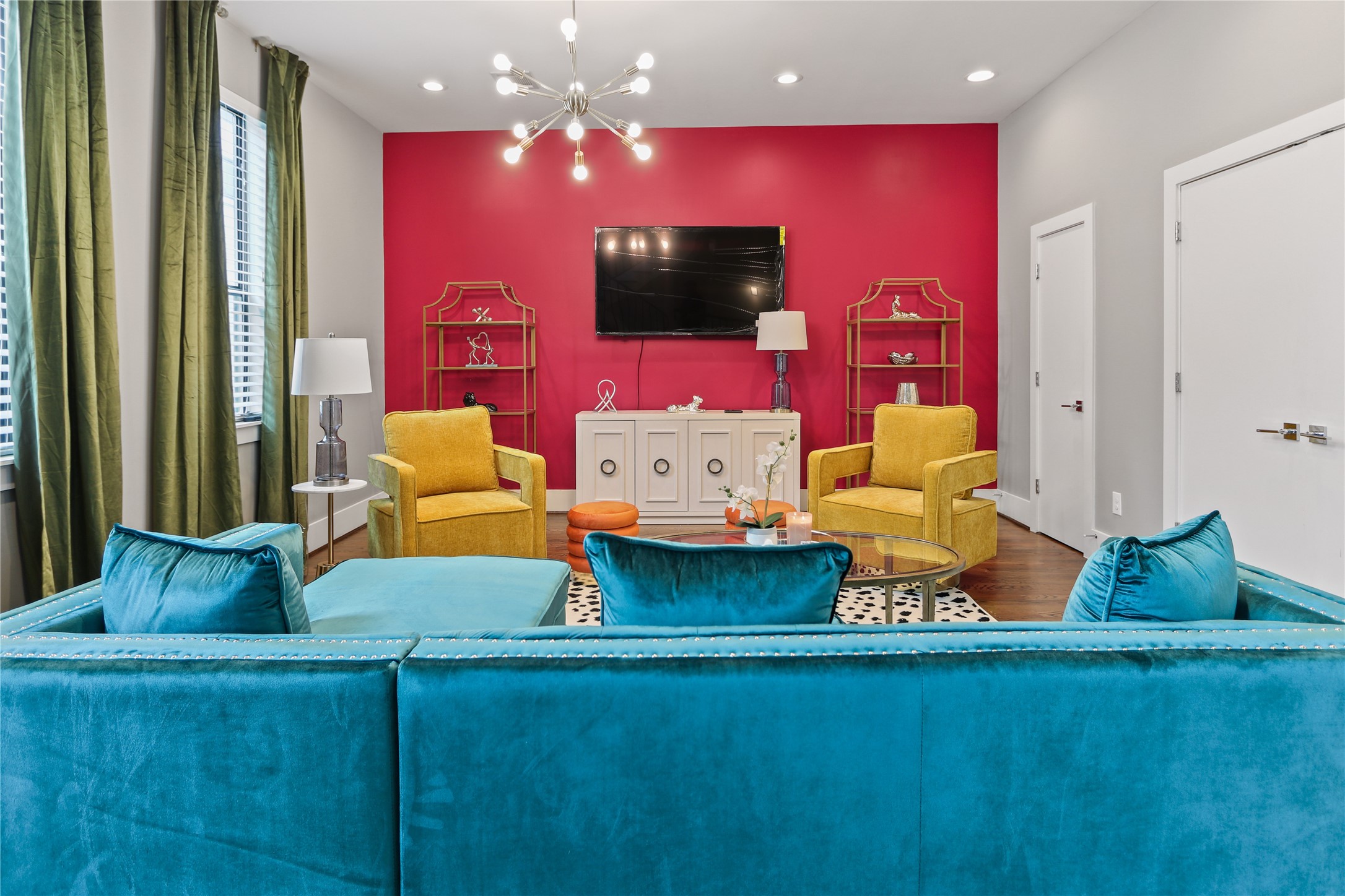 2105 Hadley Street Houston, TX 77003 - Photo 5 of 30