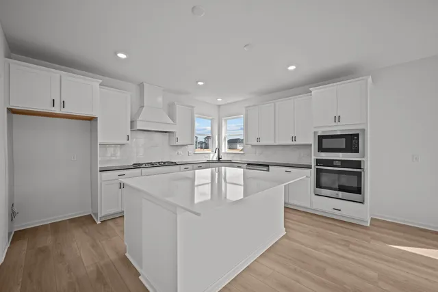 $644,110 | 1515 Philipp Way, Shakopee, MN 55379