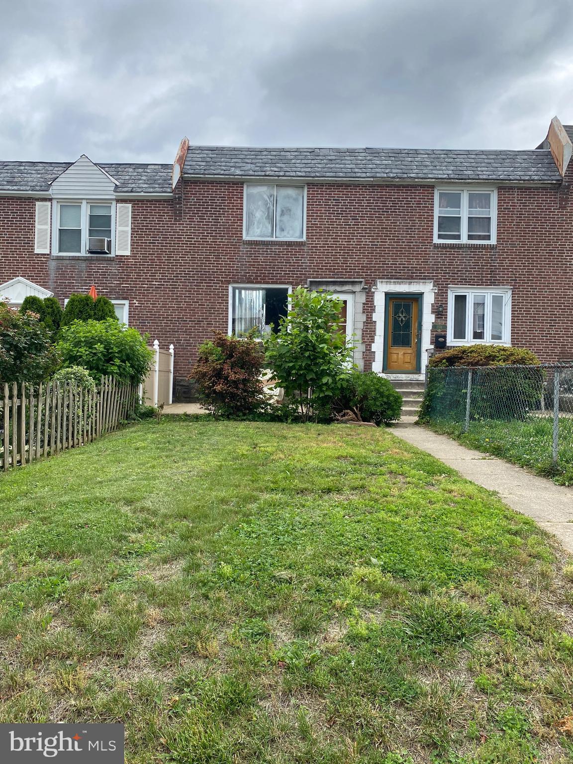 1372 Pennington Road Philadelphia, PA 19151 - Photo 1 of 13 Gallery Image 1