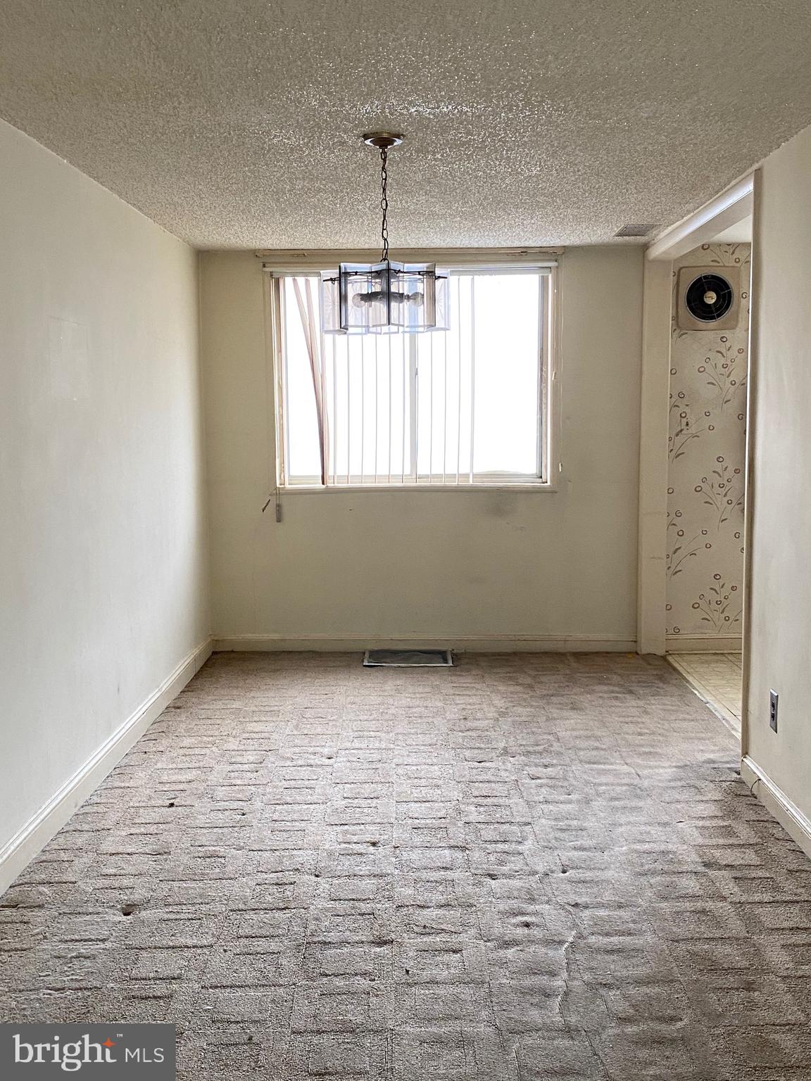 1372 Pennington Road Philadelphia, PA 19151 - Photo 4 of 13 Gallery Image 4