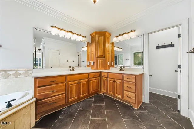 $869,000 | 324 Waterville Street, Raleigh, NC 27603