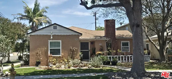 $920,000 | 2690 Oregon Avenue, Long Beach, CA 90806