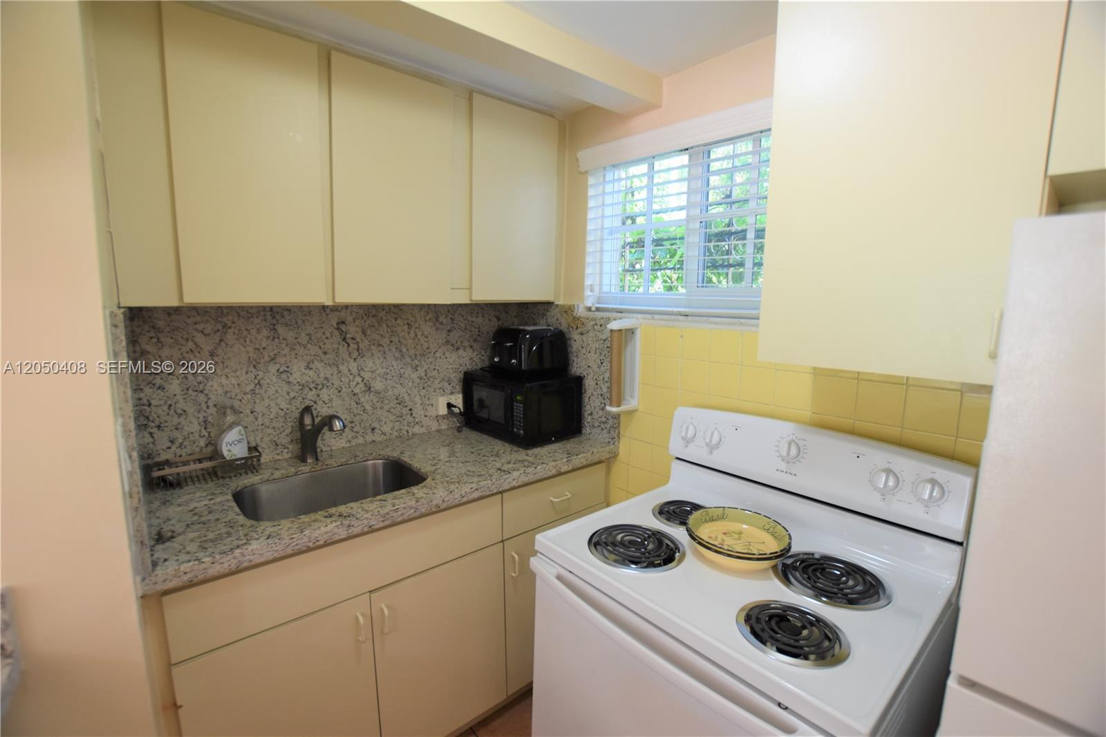 2615 Southwest 20th Street Miami, FL 33145 - Photo 9 of 17