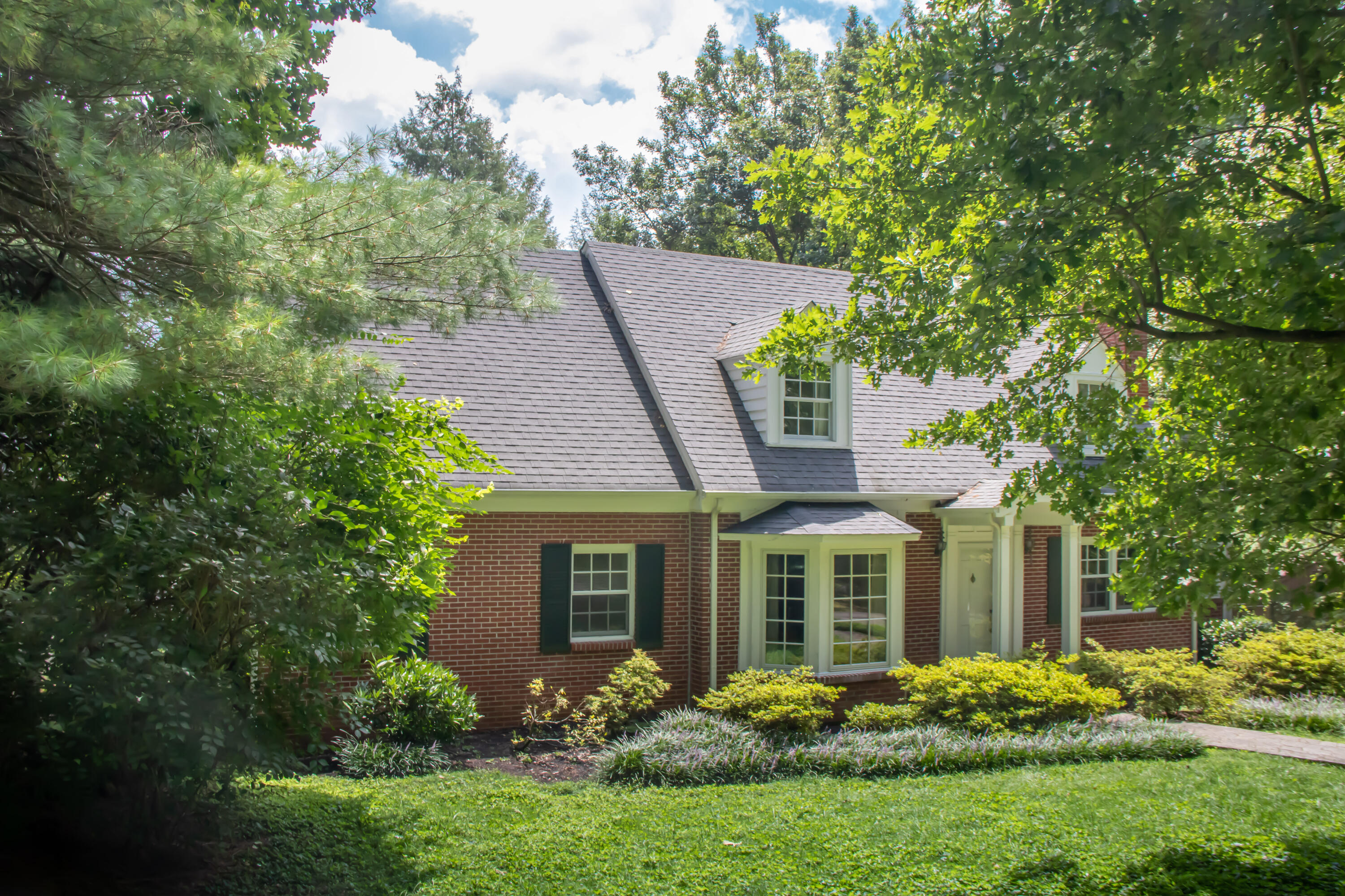 504 Green Hill Road Bristol, VA 24201 - Photo 4 of 46 Green-2