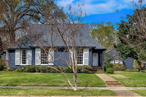$395,000 | 702 Elmwood Street, Shreveport, LA 71104