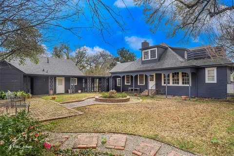 $395,000 | 702 Elmwood Street, Shreveport, LA 71104