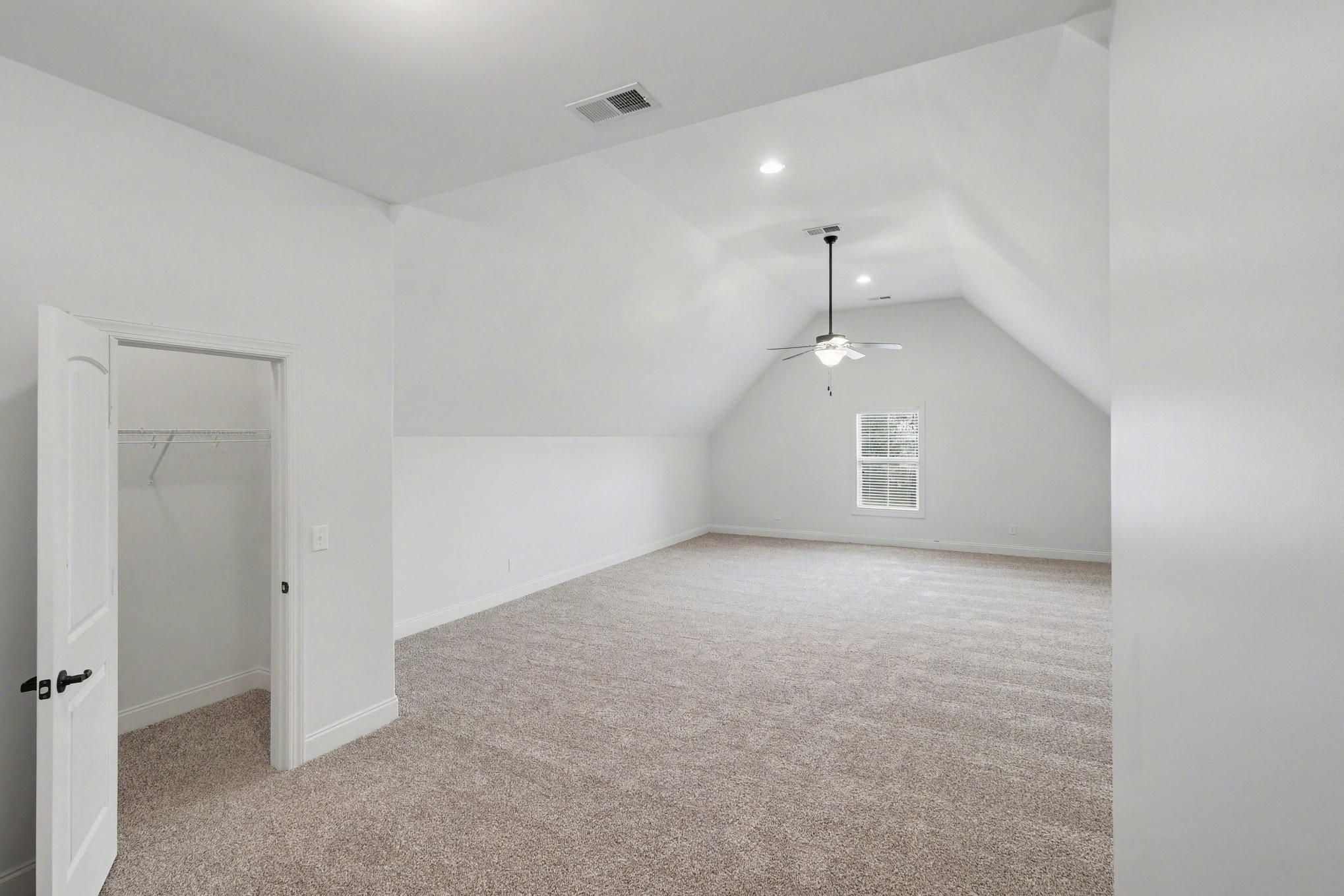 1017 Alice Springs Circle Spring Hill, TN 37174 - Photo 31 of 35 an empty room with windows and cabinet