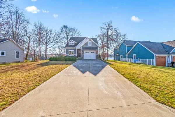 $969,900 | 497 Iyopawa Road, Coldwater, MI 49036