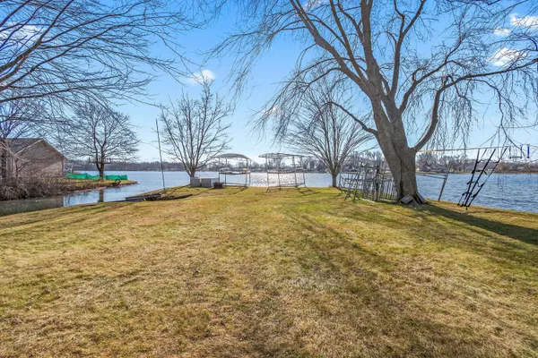 $969,900 | 497 Iyopawa Road, Coldwater, MI 49036