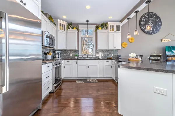 $969,900 | 497 Iyopawa Road, Coldwater, MI 49036