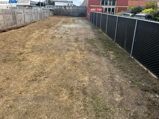 $295,000 | Magnolia Street, Oakland, CA 94608