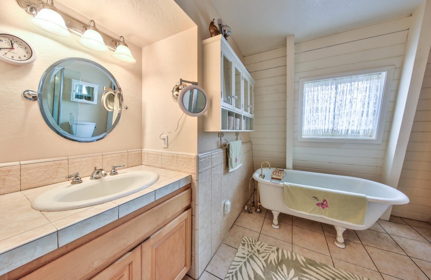 455 Carpenteria Road Aromas, CA 95004 - Photo 14 of 20 Gallery Image 14